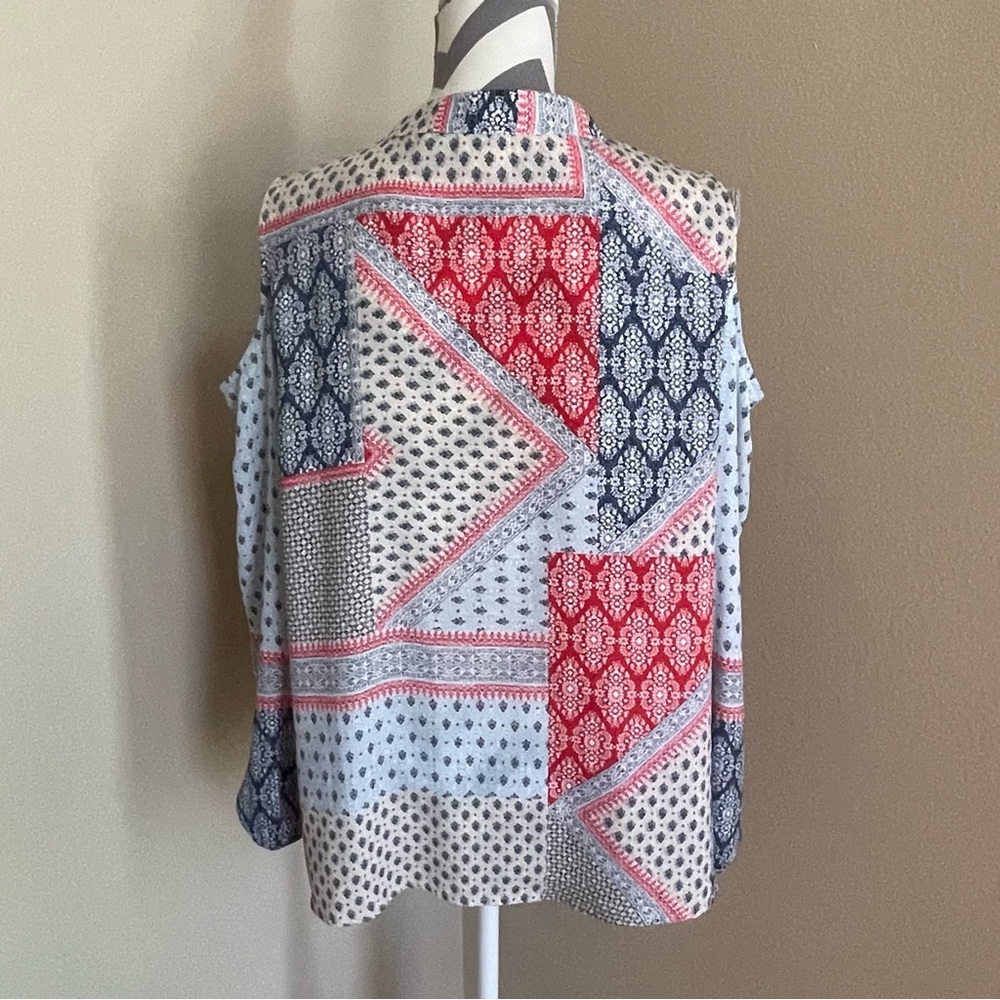 Chico's Patterned Blouse with Bow & Open Shoulder - Long Sleeve - Size: 2 - Picture 4 of 8